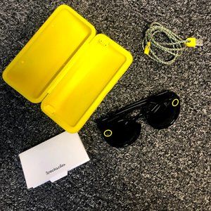 Snapchat Spectacles - Sunglasses- Complete Set